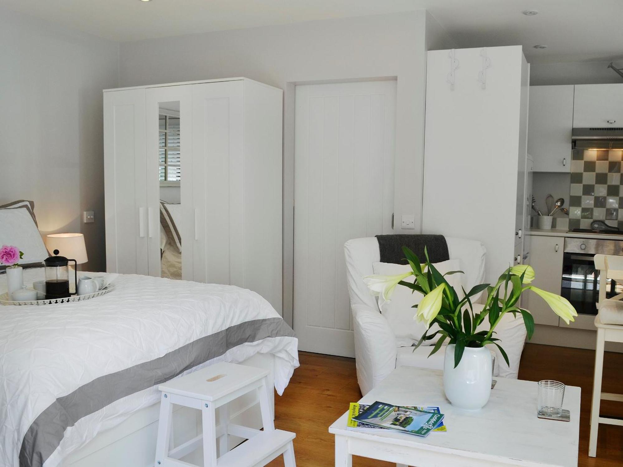 Petit Knowle Villa Cuckfield Екстериор снимка